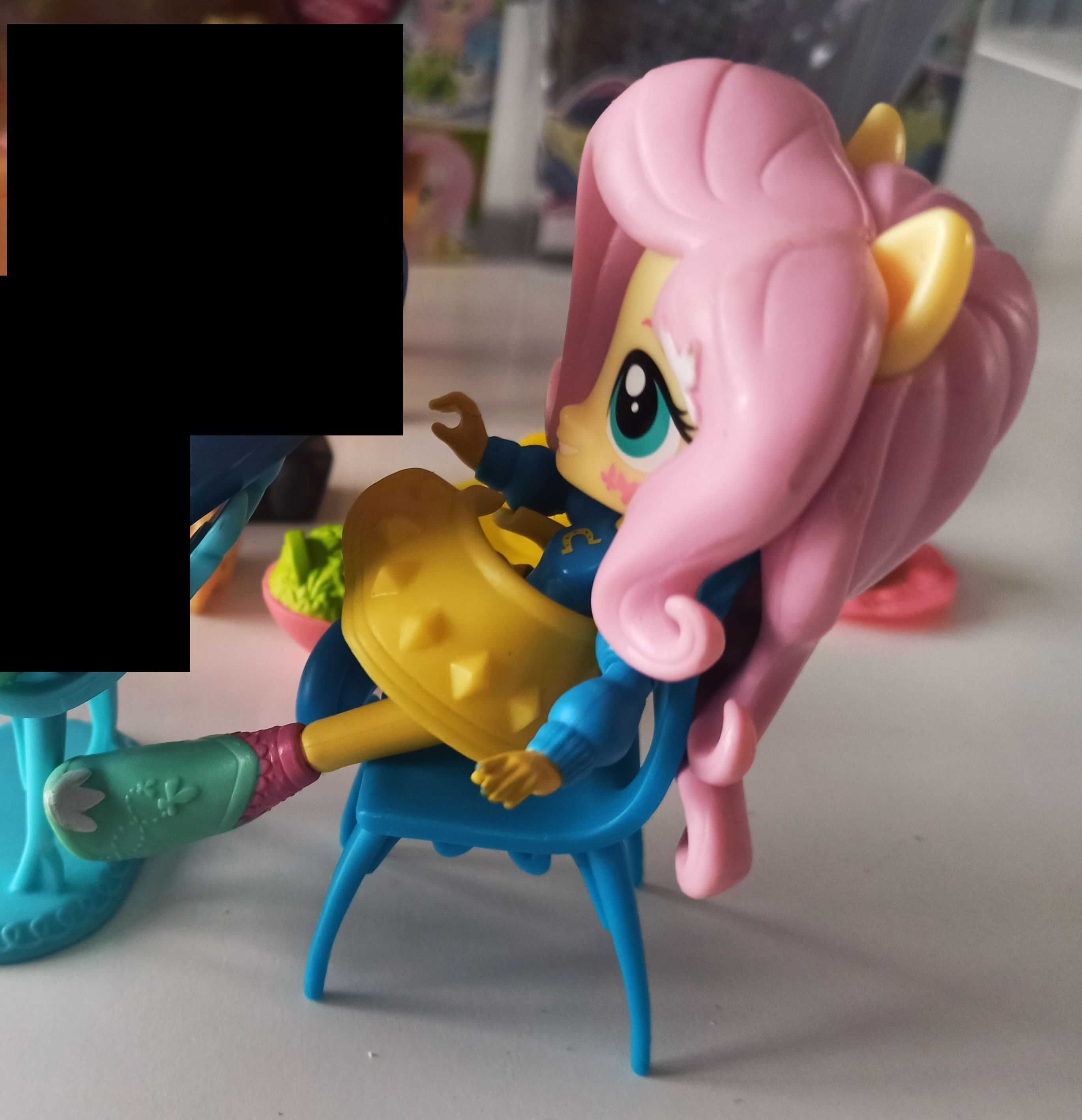 My Little Pony Equestria Girls Fluttershy laleczka figurka akcesoria