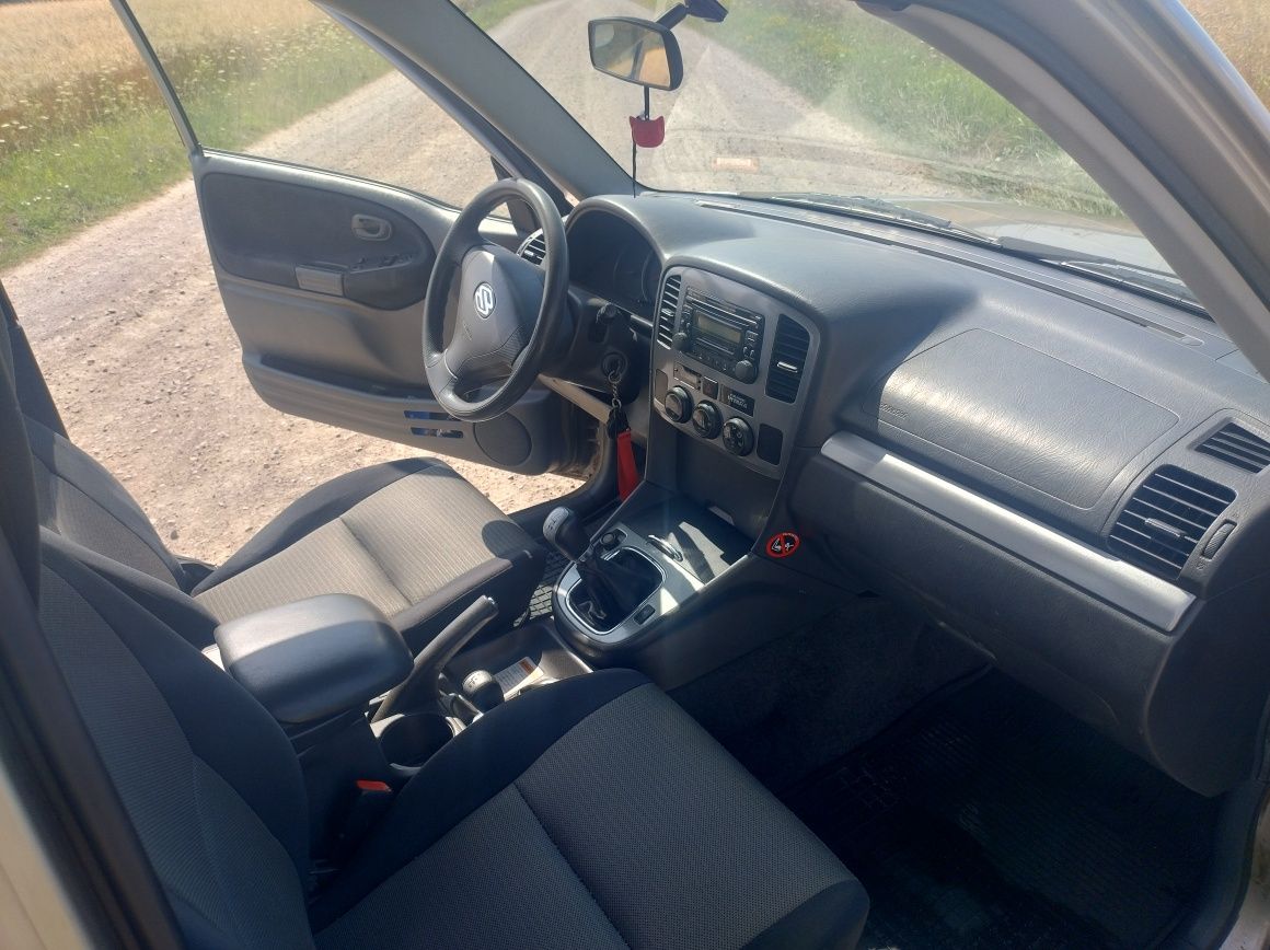Suzuki Grand Vitara 1 2004r 1.6 b+lpg