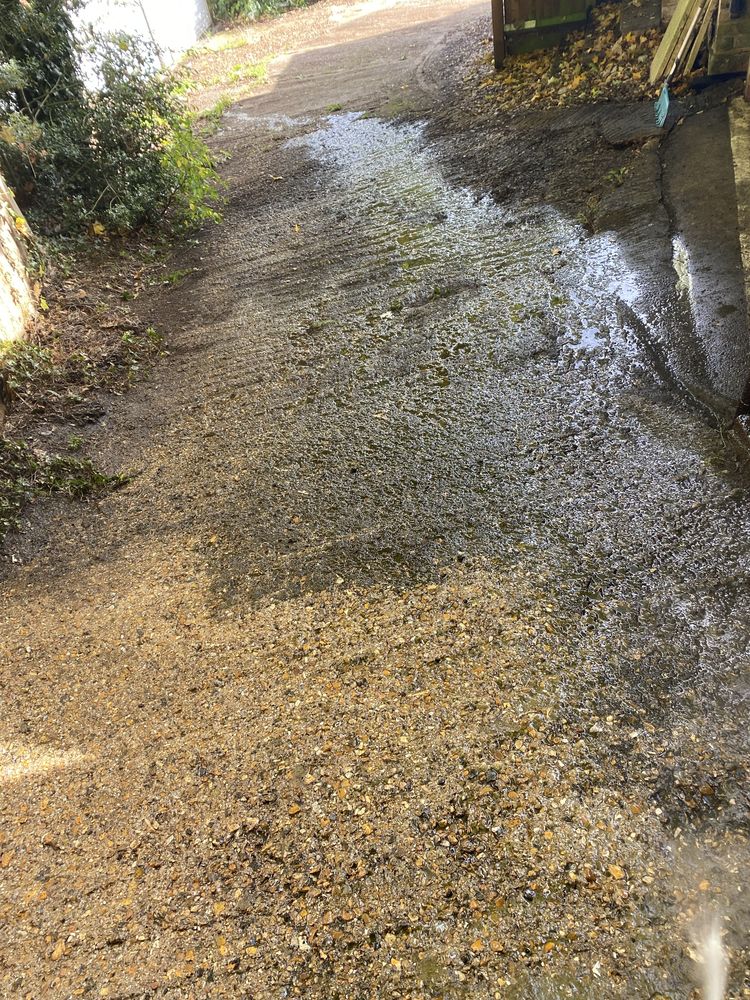 Serviços de jardinagem e limpeza de espaços verdes