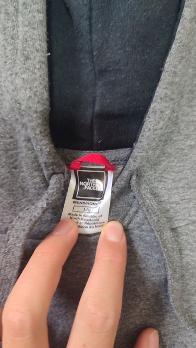 Продам  кофту TNF  серого цвета