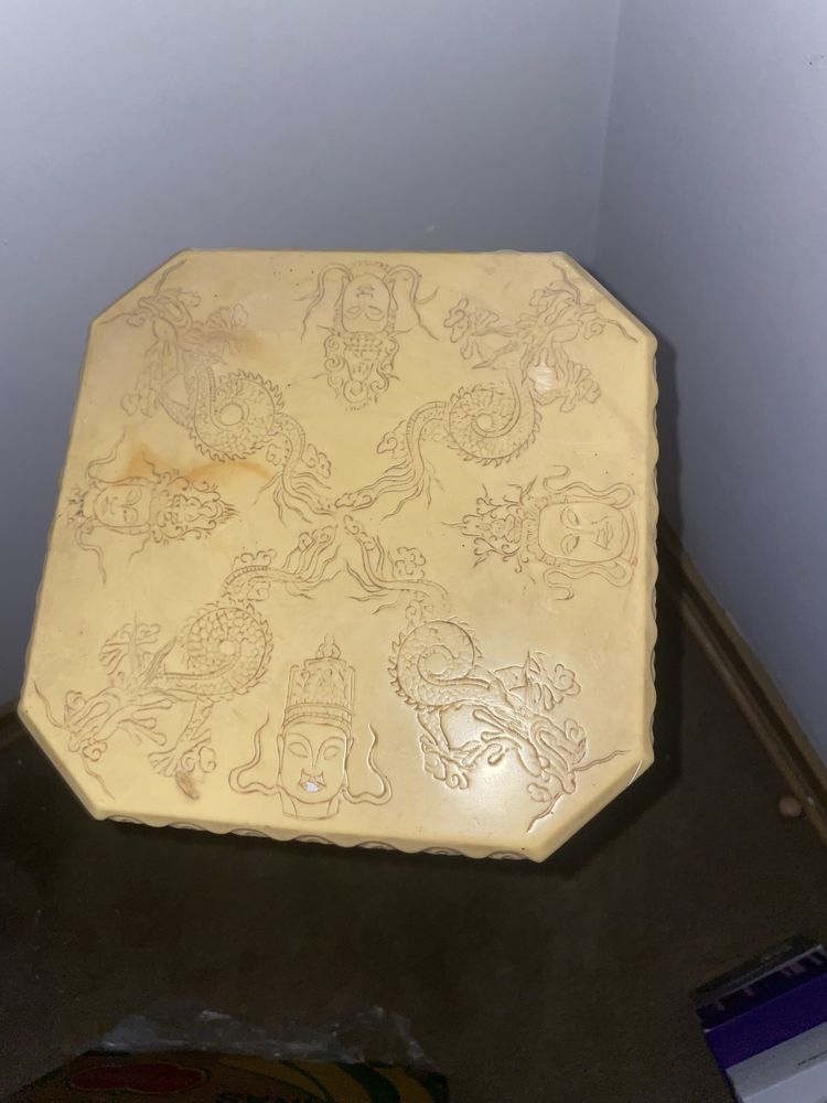Mesa decorativa de mármore