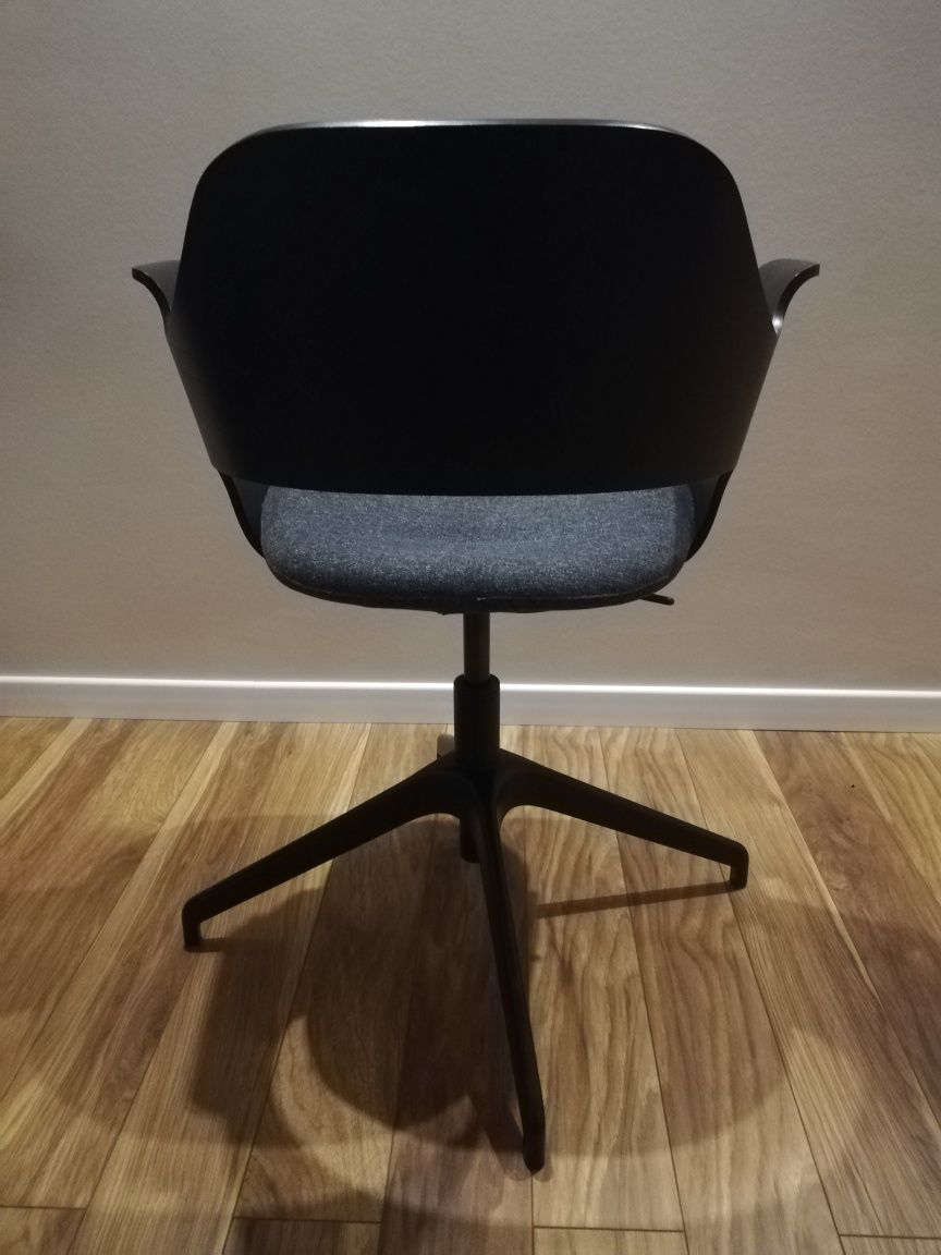 Krzeslo biurowe obrotowe ikea Fjallberget