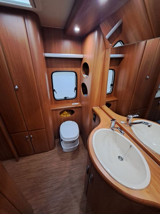 Przyczepa kempingowa Hobby Prestige 650 WFU,  zarejstrowana