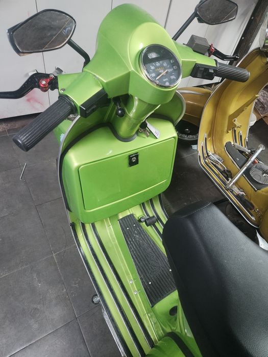 Vespa 125 restaurada
