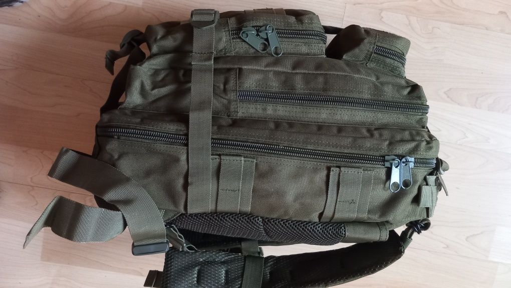 Plecak taktyczny*na survival*idealny bagaż podręczny *khaki*35 l. NOWY