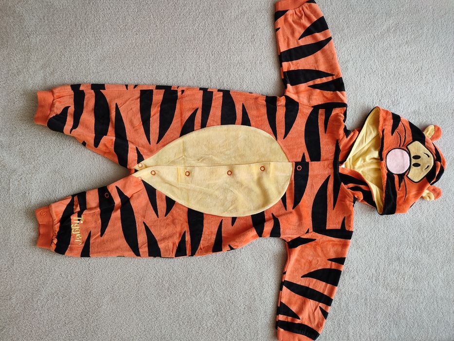 Kombinezon/pajacyk Tygrysek Kubuś Puchatek bawełna rozm.74-80cm.