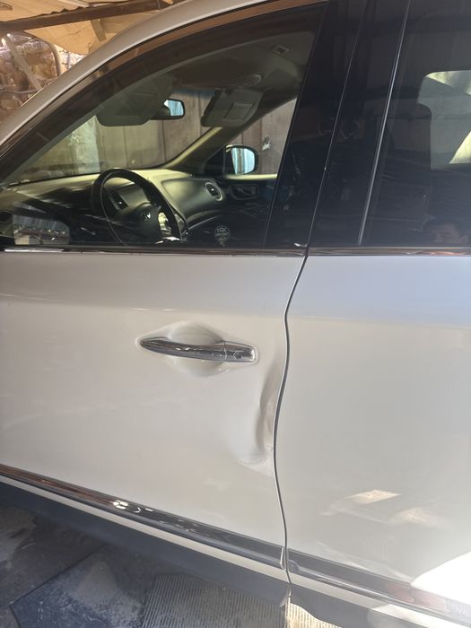 Інфініті QX60 гібпид