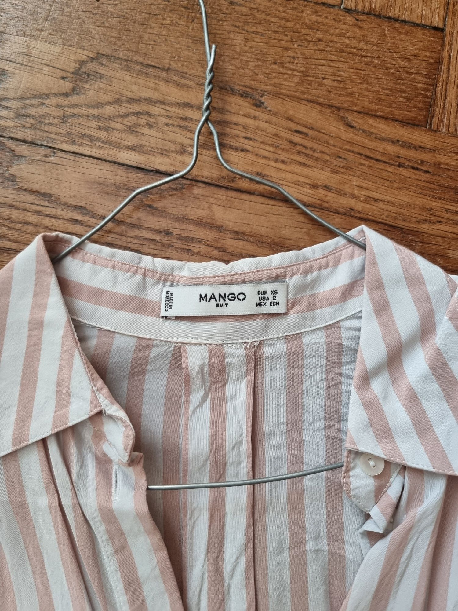 Koszulka w paski Mango