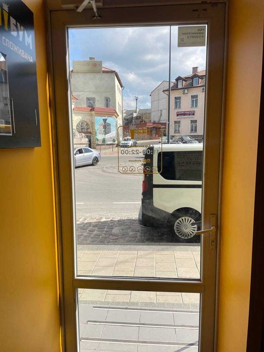 Оренда приміщення на вул. Хмельницького