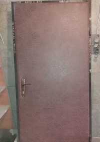 Броне-двери входные металлические железные в квартиру дом офис на этаж