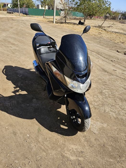 Скутер Suzuki skywave 400