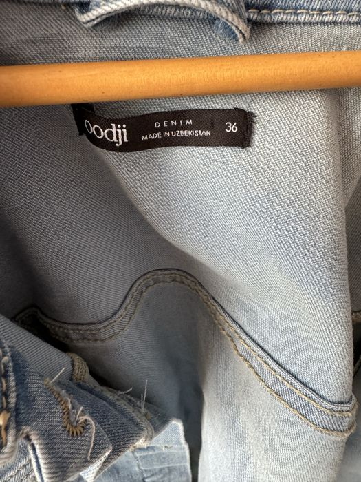 Куртка жіноча джинсова