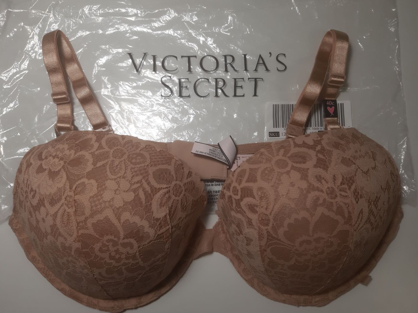 бюстгалтер VICTORIA'S SECRET  Sexy Tee Lace Push-Up Bra