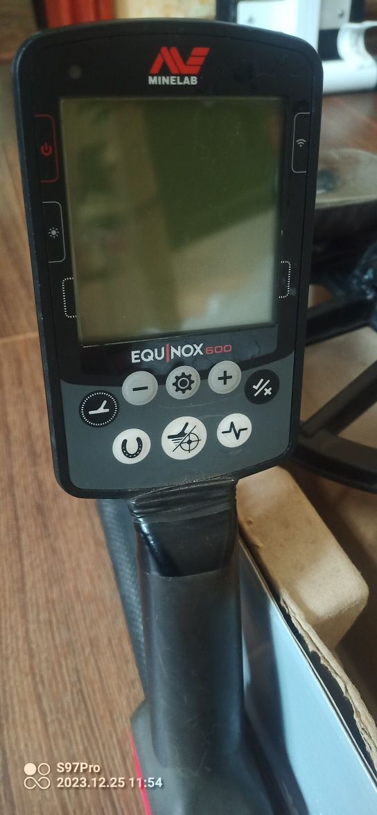Mlnelab EQUNOX 600