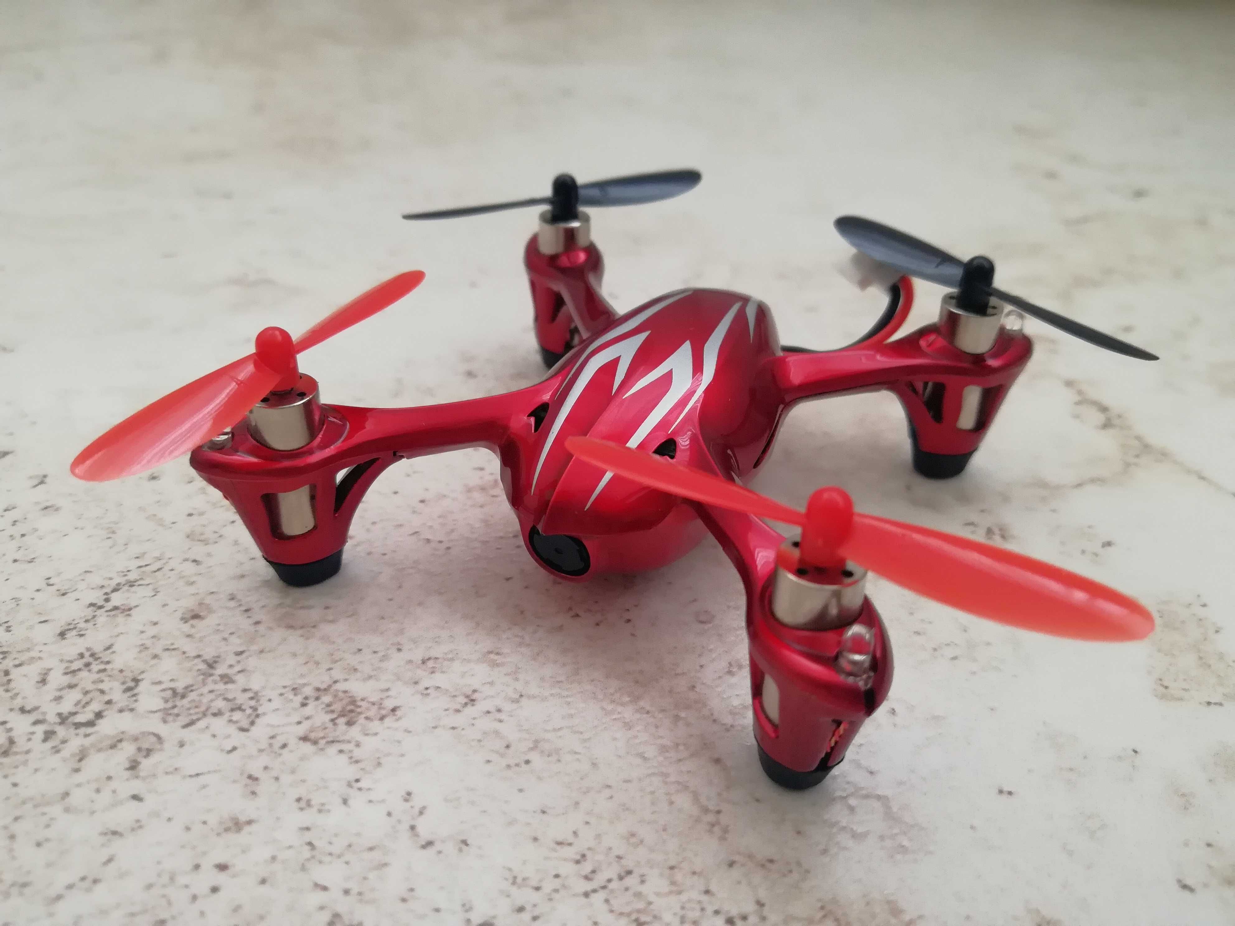 Дрон квадрокоптер Hubsan x4 h107с