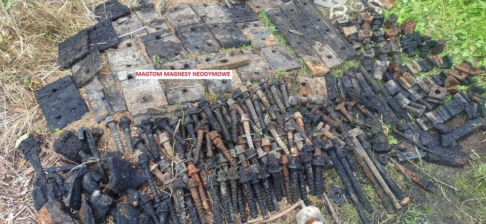 Magnes neodymowy boczny 350kg do poszukiwań F200Gold Magtom