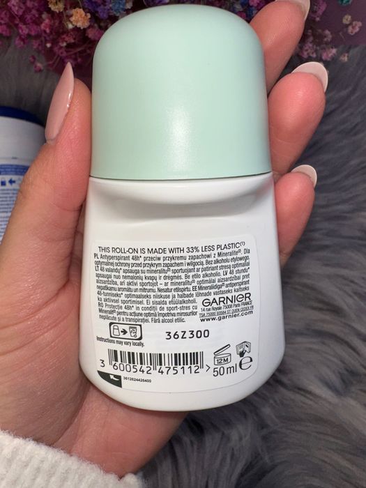 dezydorant antyperspirant Nivea Garnier nowe damskie w kulce spray