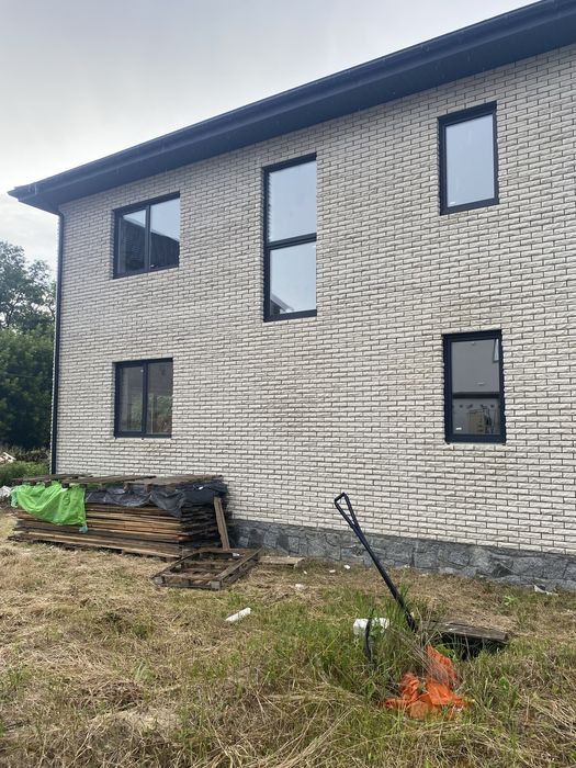 Вікна,Двері.Підвіконня,Установка вікон та дверей Малин