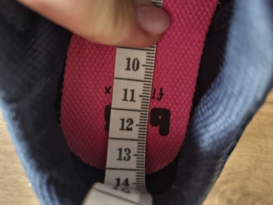 Buty adidaski na rzepy, sneakersy dla dziewczynki r.22 Bibi