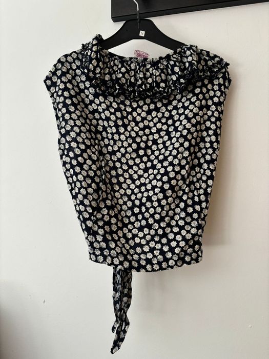 Camisa às flores