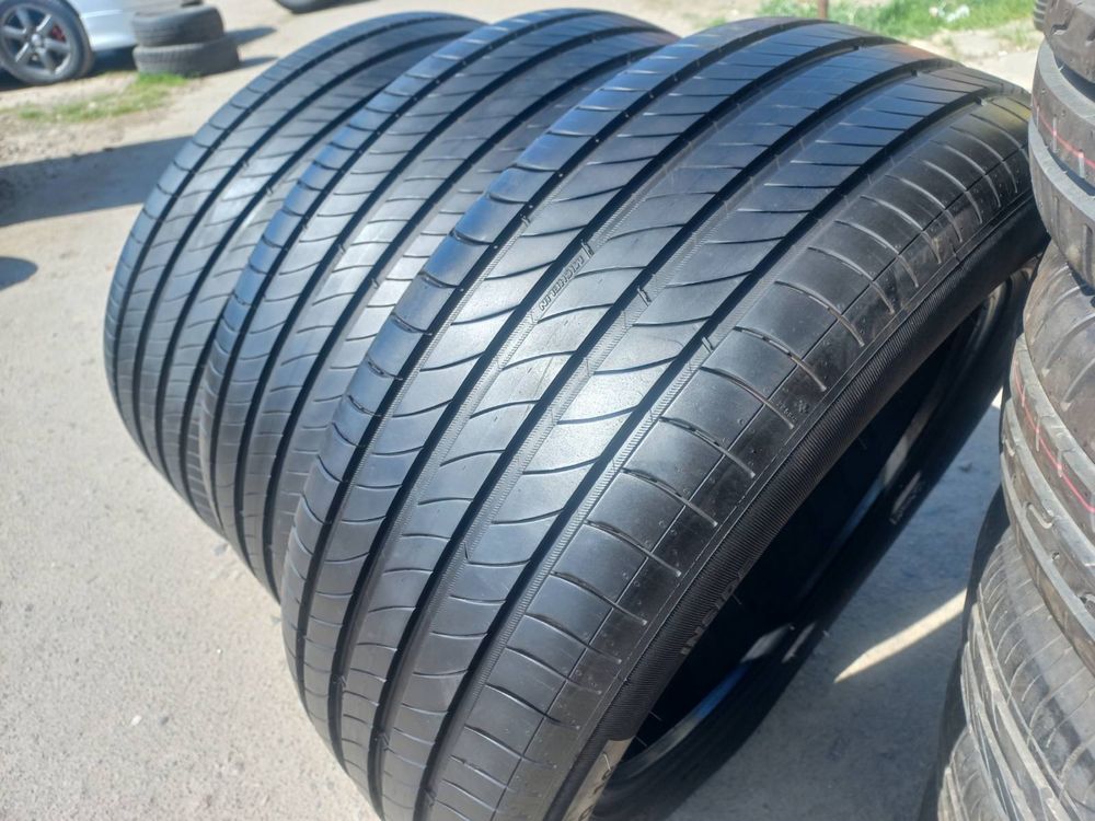 225/55/18 Michelin