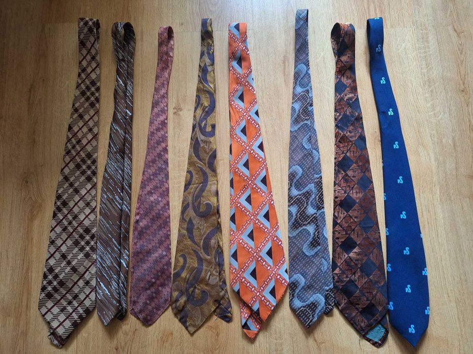 Krawaty PRL Ortal, Miranda Turek, Trójoctan Łódź, 8 sztuk