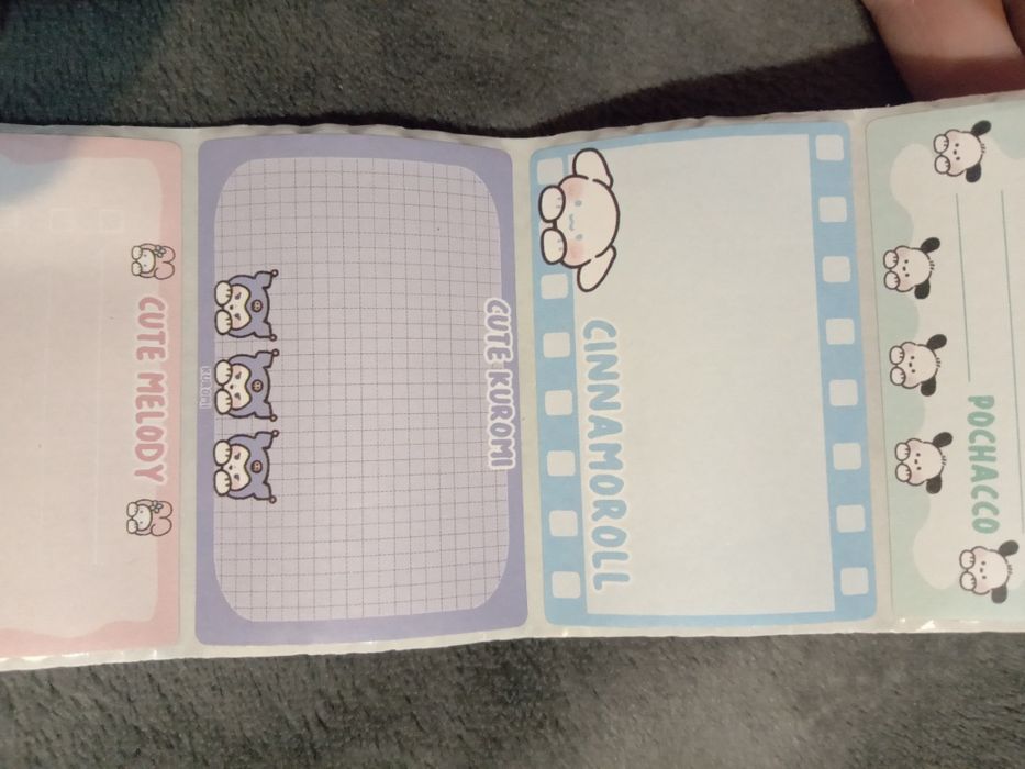 120 karteczke samoprzylepnych sanrio
