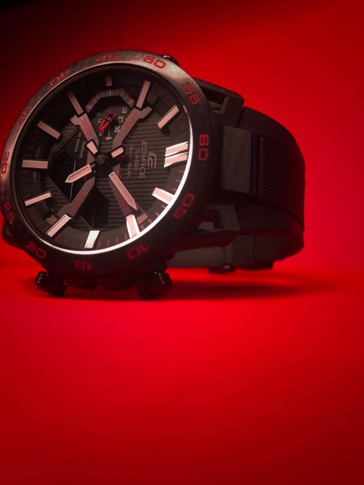 Zegarek CASIO ECB-2000 solar carbon bluetooth