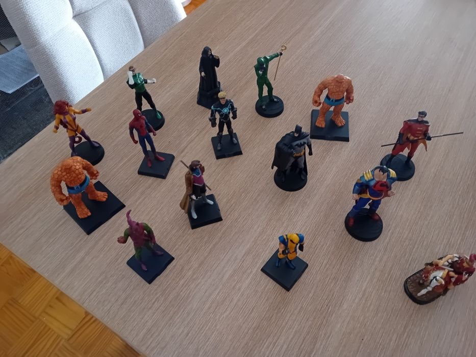 Figuras de ação.