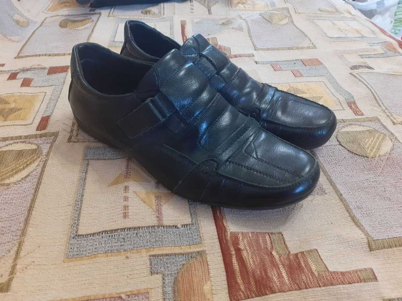 Школьные туфли. (38 размер)