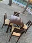Conjunto mesa e 4 cadeiras