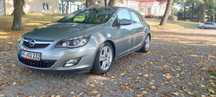 Opel Astra j 1.4 turbo niski przebieg