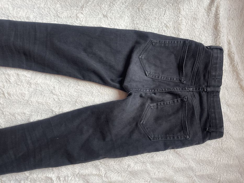 Spodnkie rurki skinny high waist z wysokim stanem