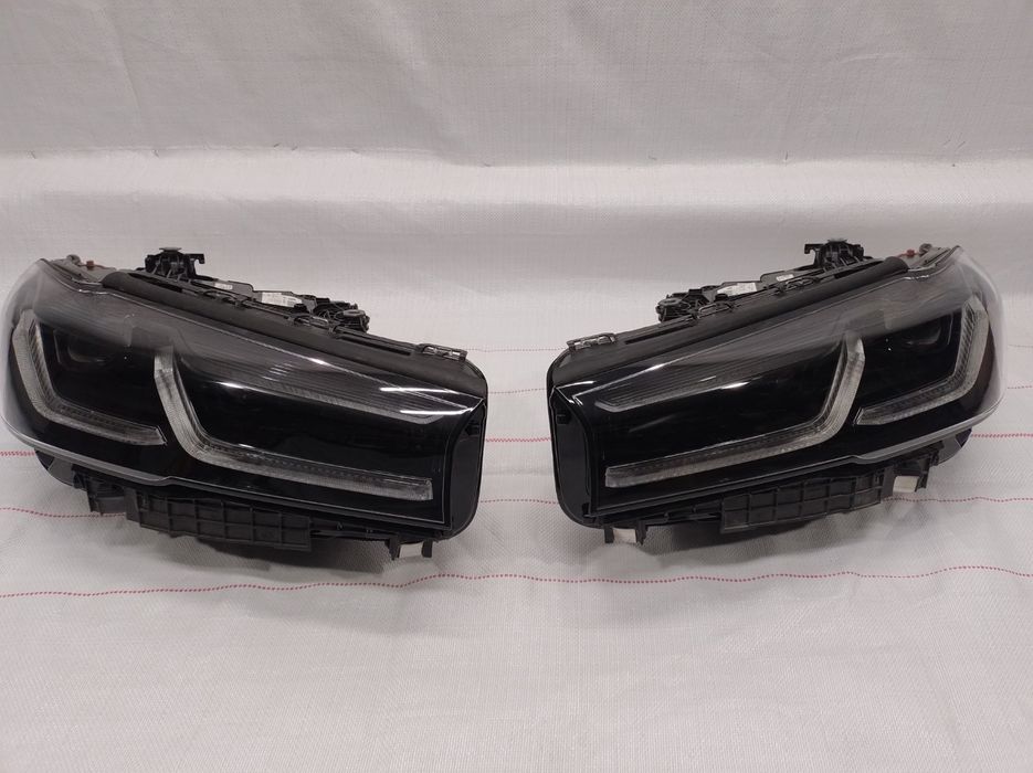 Фари фары BMW 5  G30 G31 F90 lift Shadow line Adaptive Led LCI Європа