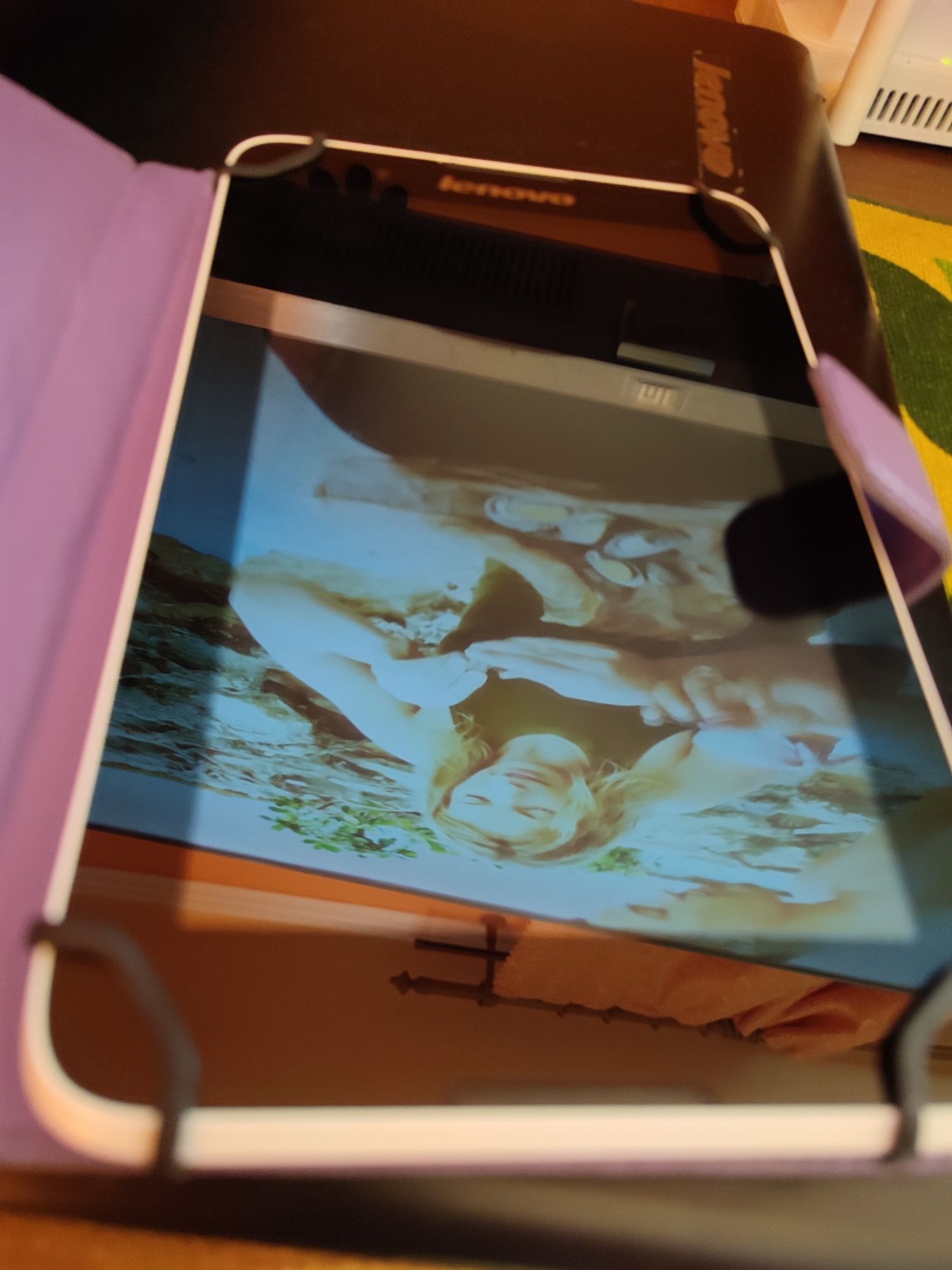 Планшет  Lenovo IdeaTab A3300 7" 3G 1/8Gb White