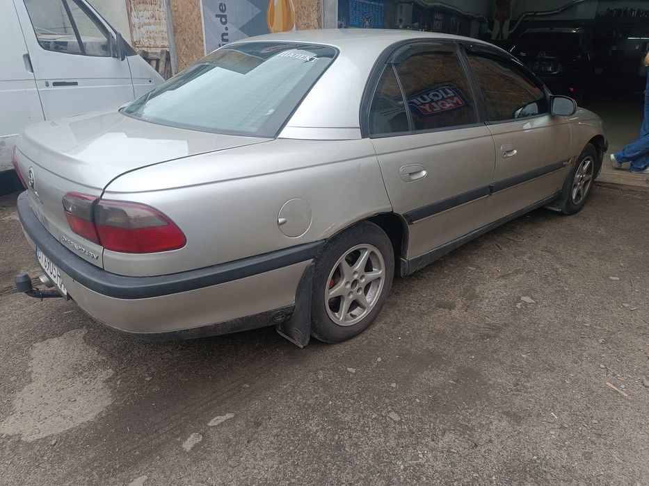 Opel Omega b 1996