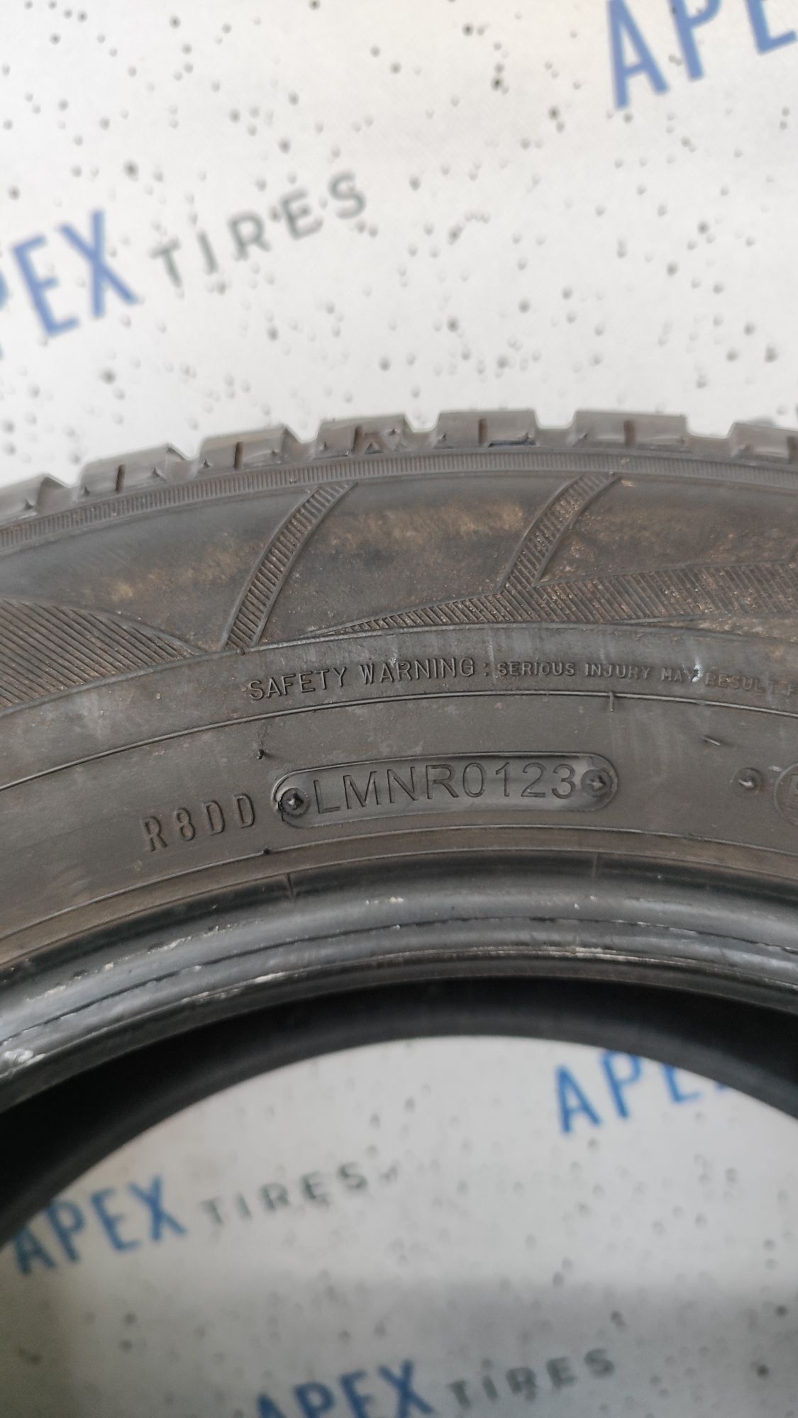 Зимові шини Falken 235/60 R17 235*60 17 HS449 Eurowinter