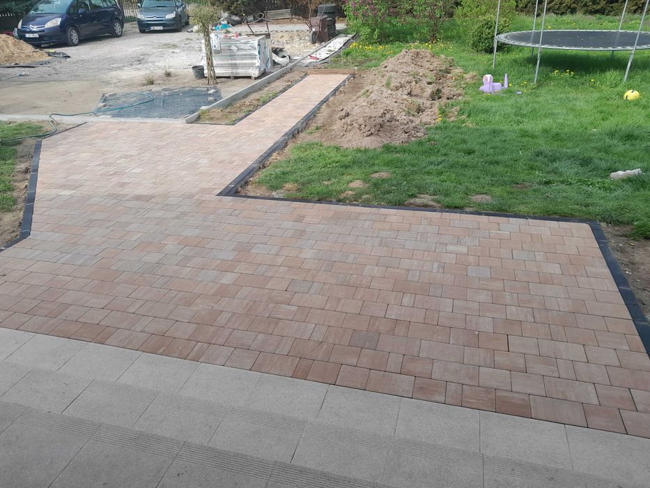 Podjazdy, chodniki, ogrodzenia