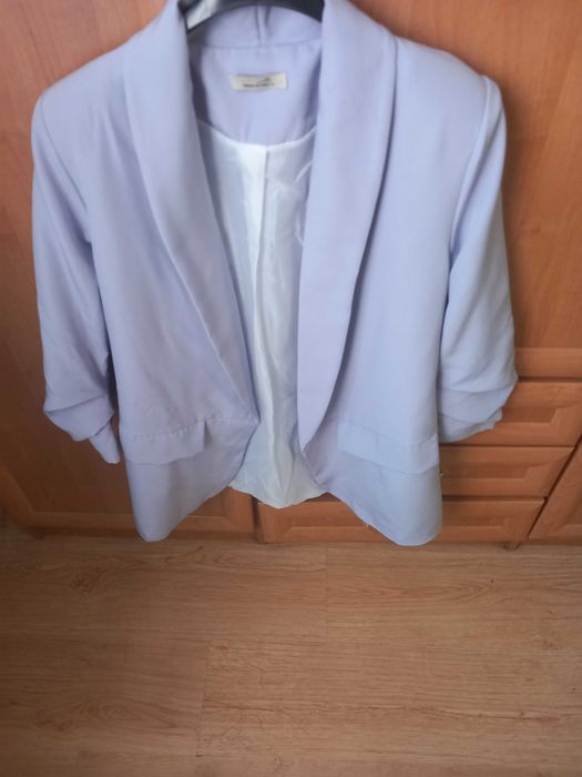 Elegancki garnitur damski fioletowy