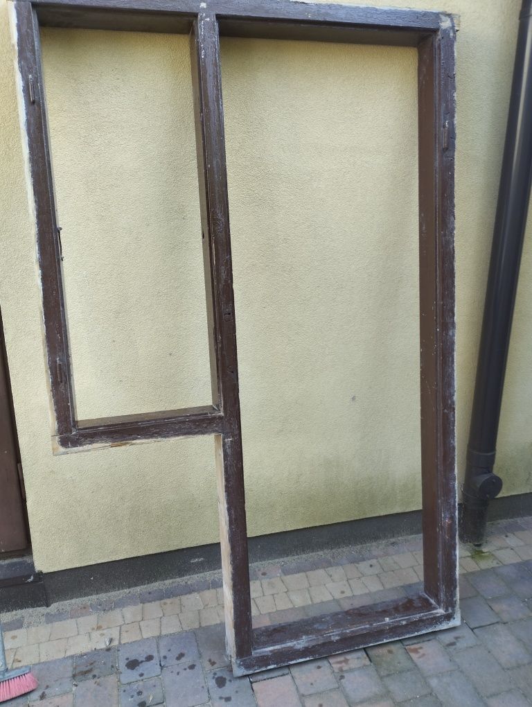 Drzwi z okienkiem, drewniane, solidne, z demontażu