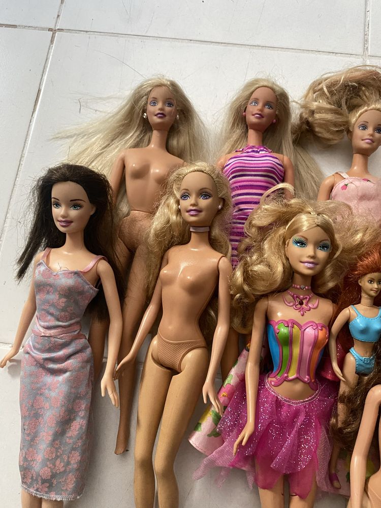 Bonecas barbie desde 2€ a 28€ cada
