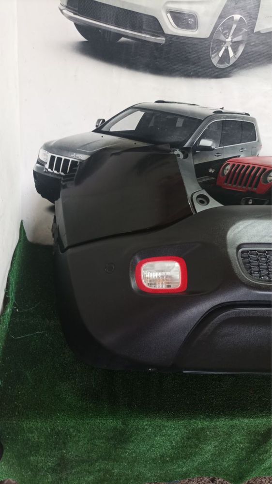 Задній бампер Jeep Renegade під парктроніки 2014-2019  5VW93LXHAA