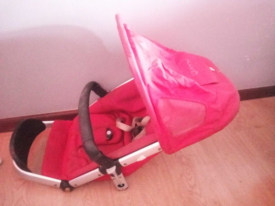 Carrinho de bebé da marca Quinny, do modelo Buzz. Baixa de preço!!!