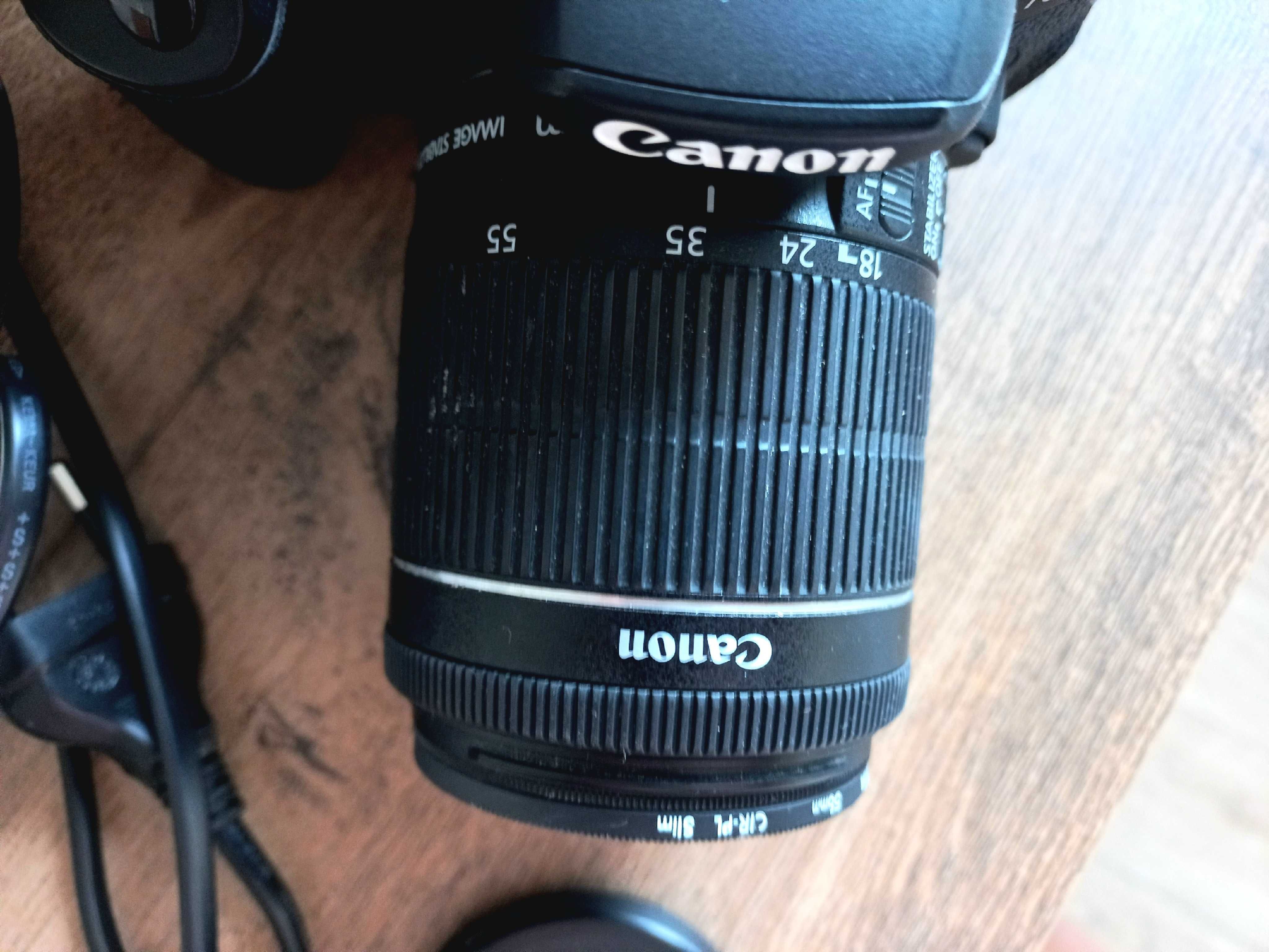 Aparat CANON EOS 700D
