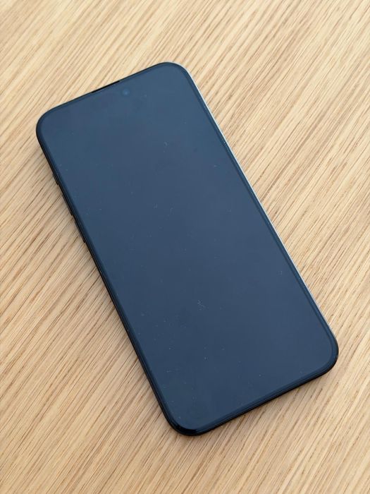 Iphone 15 Pro Max como novo