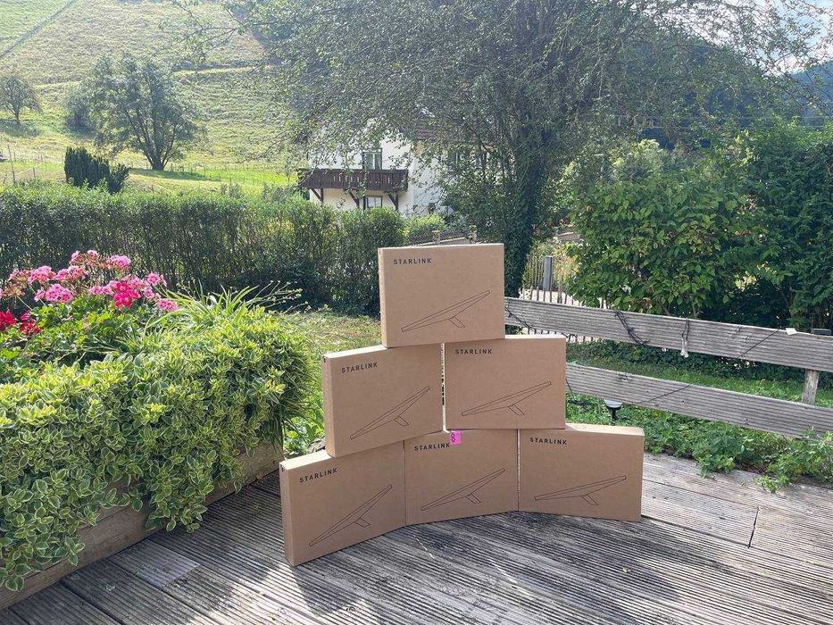 Супутниковий модем Starlink mini kit. Інтернет від старлінк. Станція