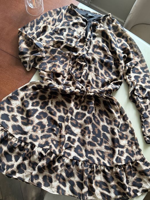 Сукня плаття літнє леопард принт нове S M