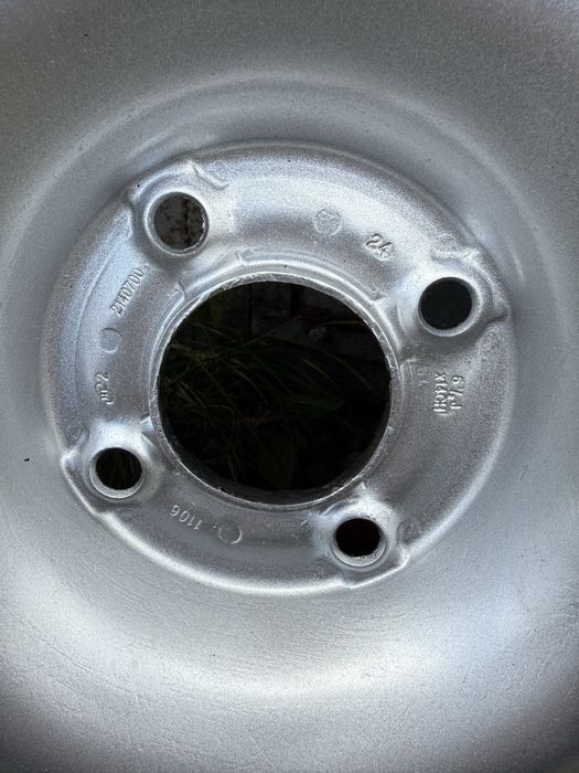 Диски з резиною 185/65R14 4x108 Dia 65,1