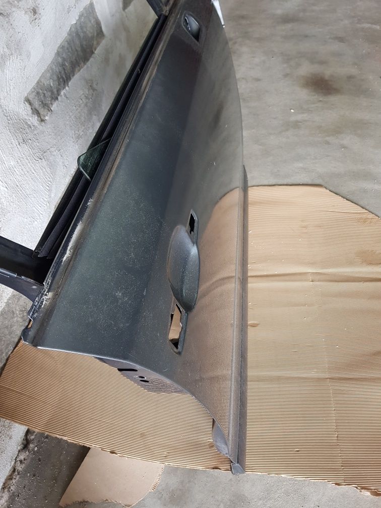 Porta frente direita citroen c4