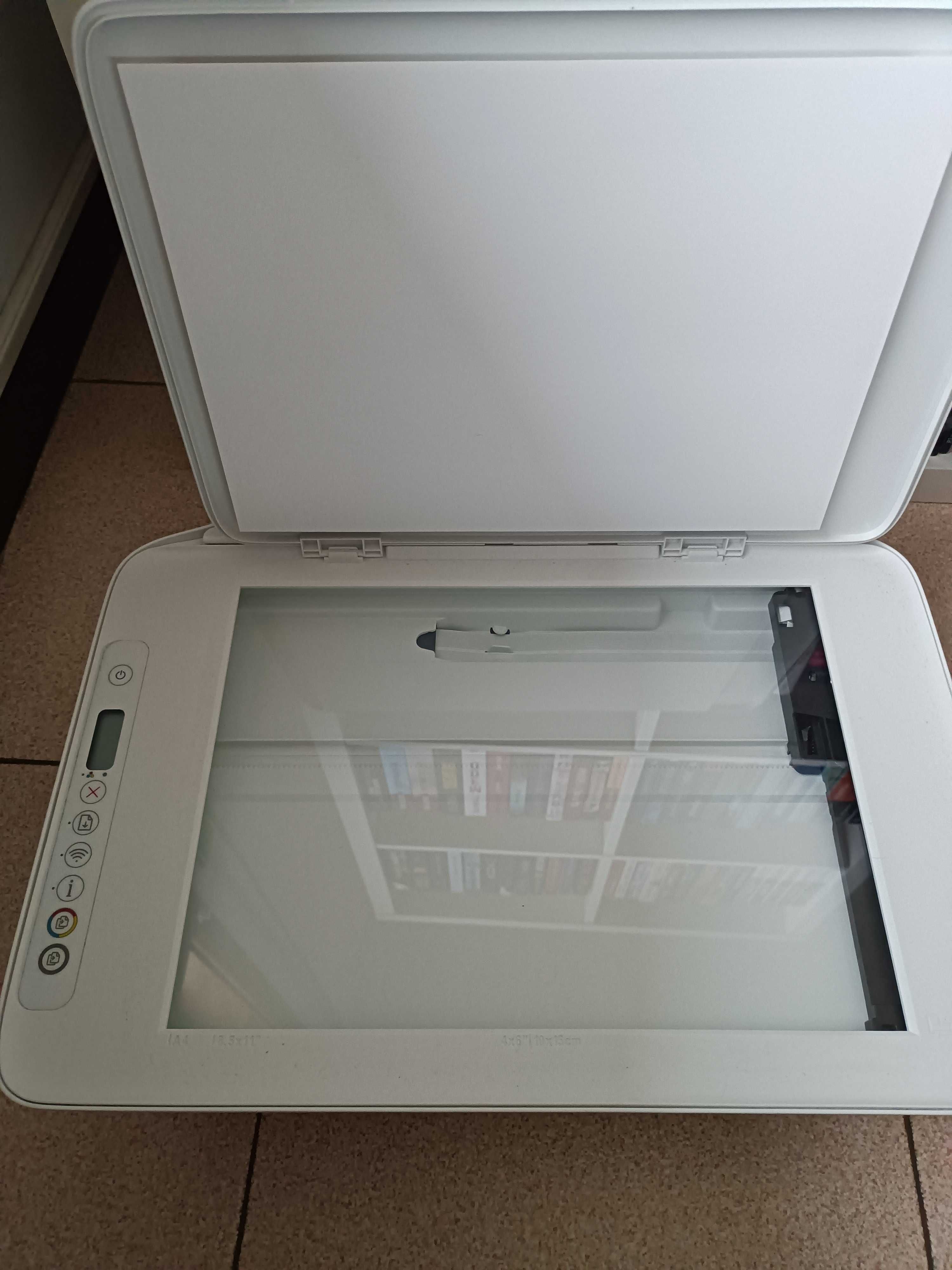 Impressora HP - Deskjet 2710e pouco usada, como nova!